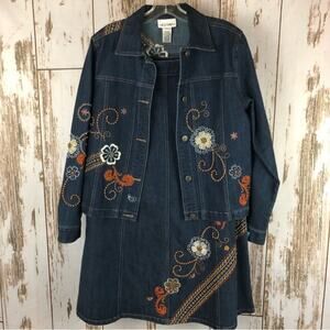 Graff Wear, Jacket Small & Skirt(size 8) Set.  In pristine condition!